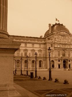 Paris Le Louvre